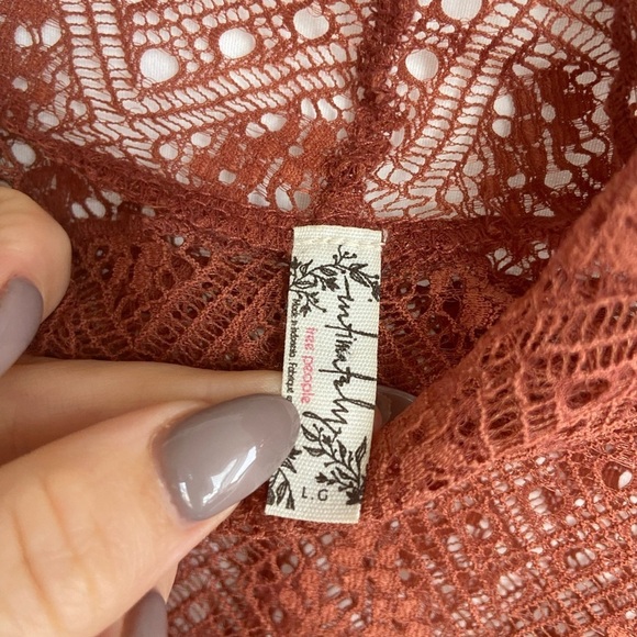 Free People Double Layer Tribeca Sweet Memories Lace Shirt Size Large - Picture 6 of 11